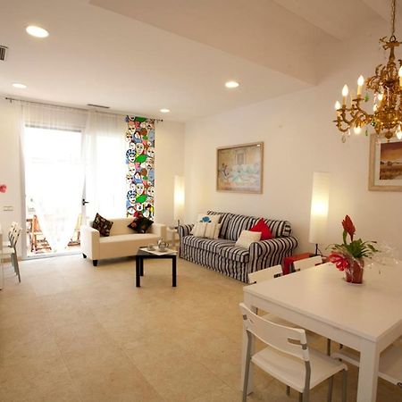 Coroleu House Barcelona Hostel Екстериор снимка