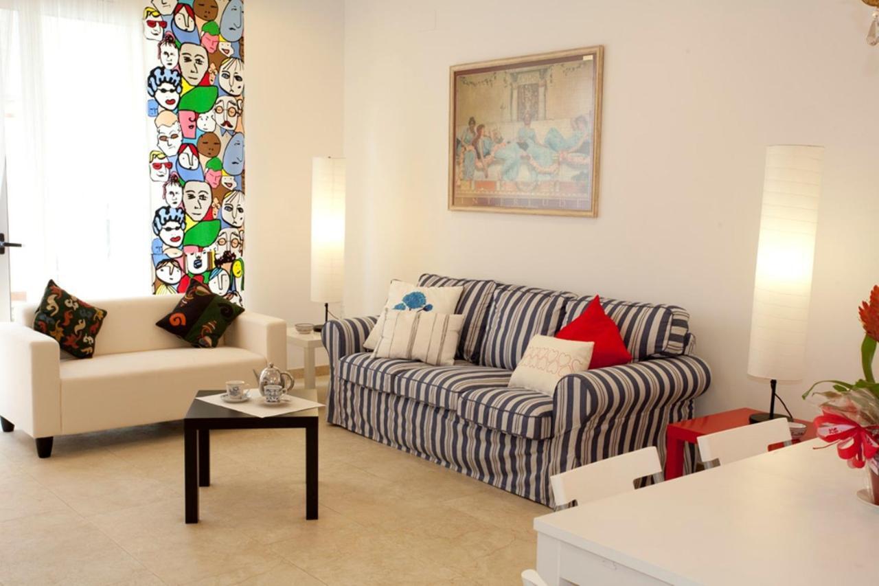 Coroleu House Barcelona Hostel Екстериор снимка